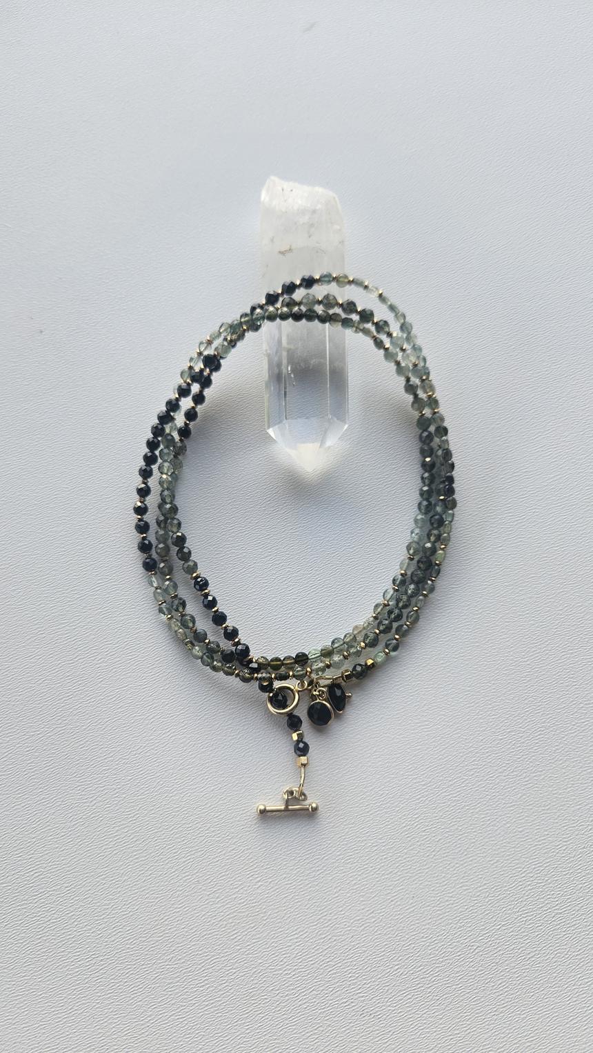 Lange Kette aus Turmalin und Spinell, Ansicht 1
