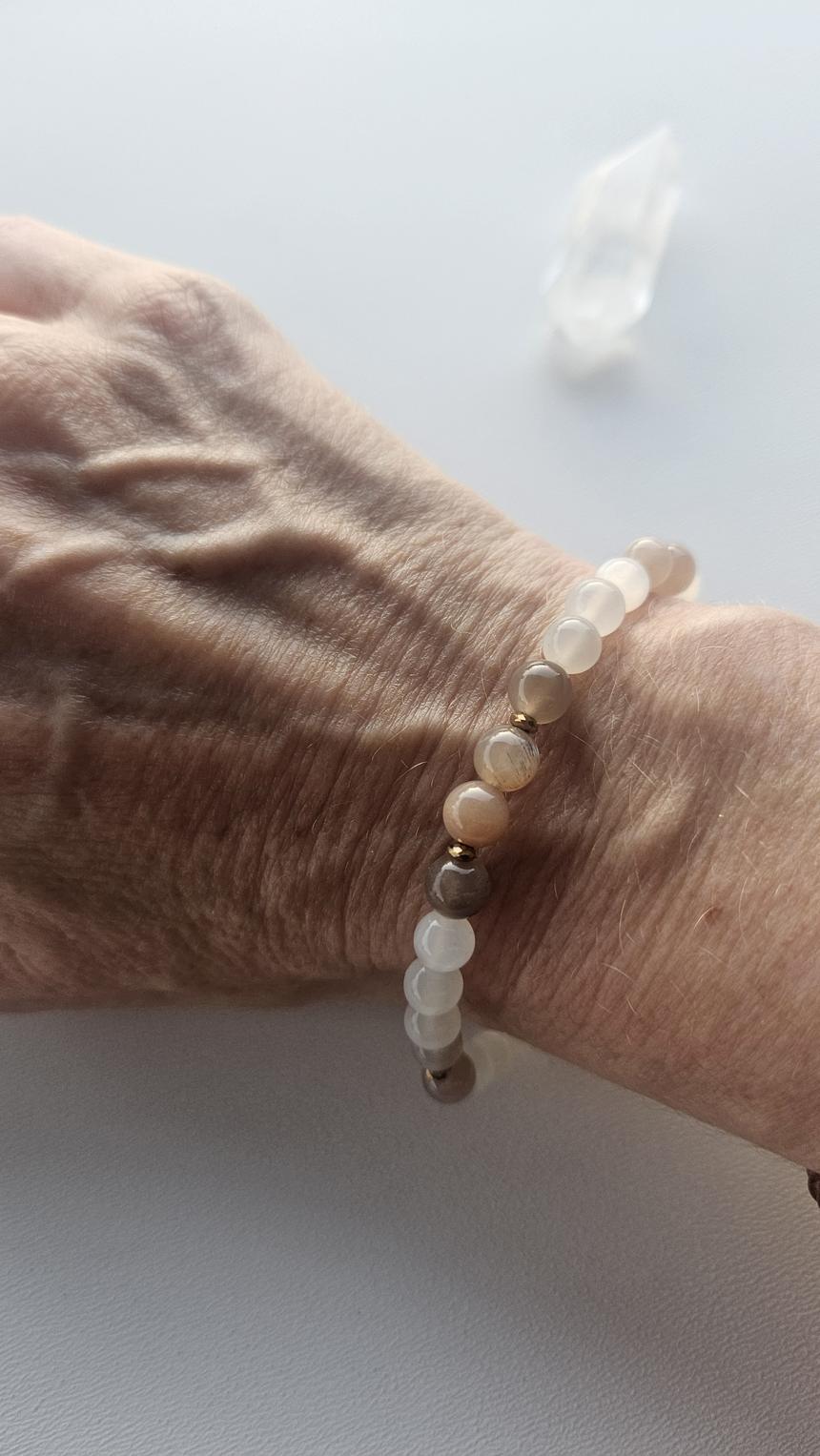 Armband aus Mondstein, Ansicht 2